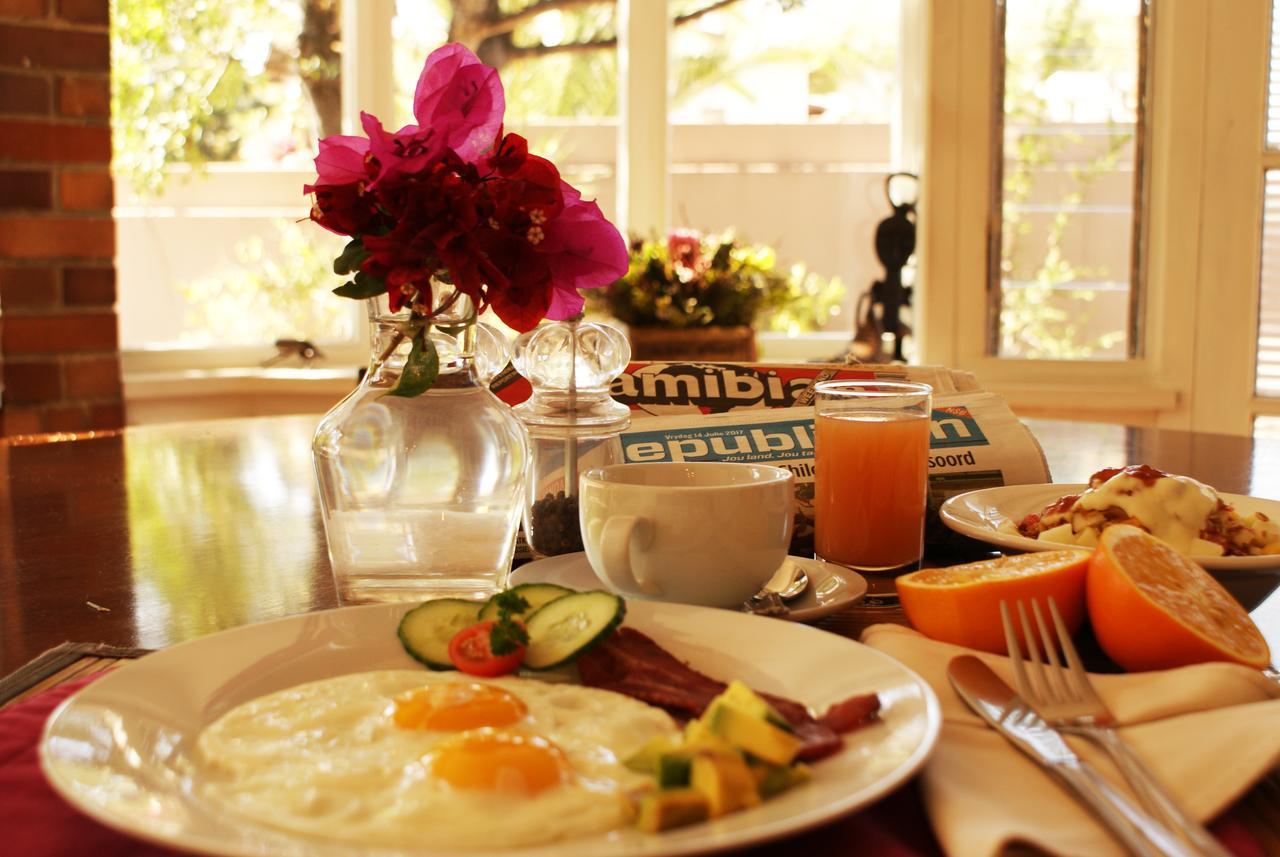 De Vagebond Hotel-Pension วินด์ฮุก ภายนอก รูปภาพ